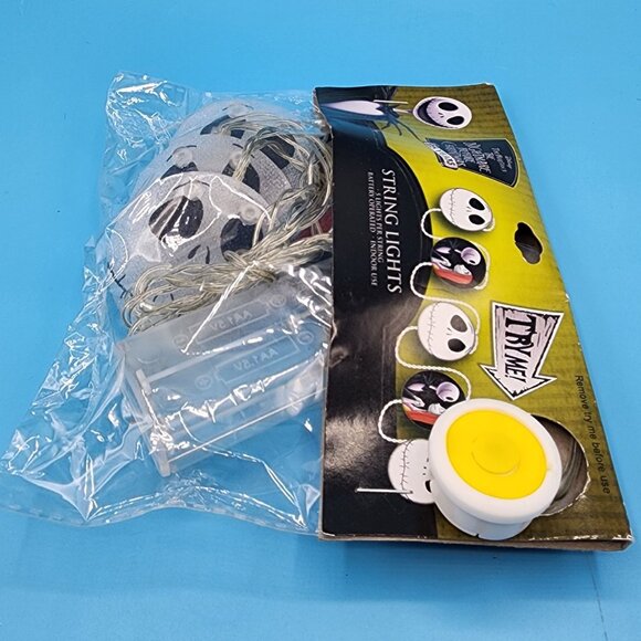 Nightmare Before Christmas 25th Anniversary Jack Skellington String Lights 2018 - Picture 8 of 9